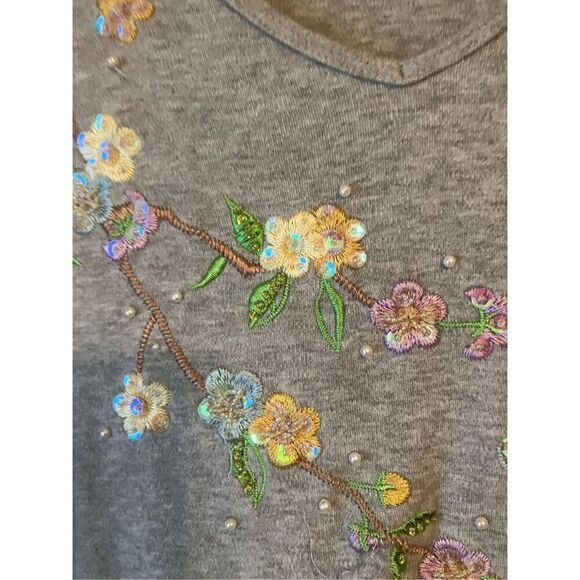 Quacker Factory LS Embroidered Top 1X - Picture 4 of 10